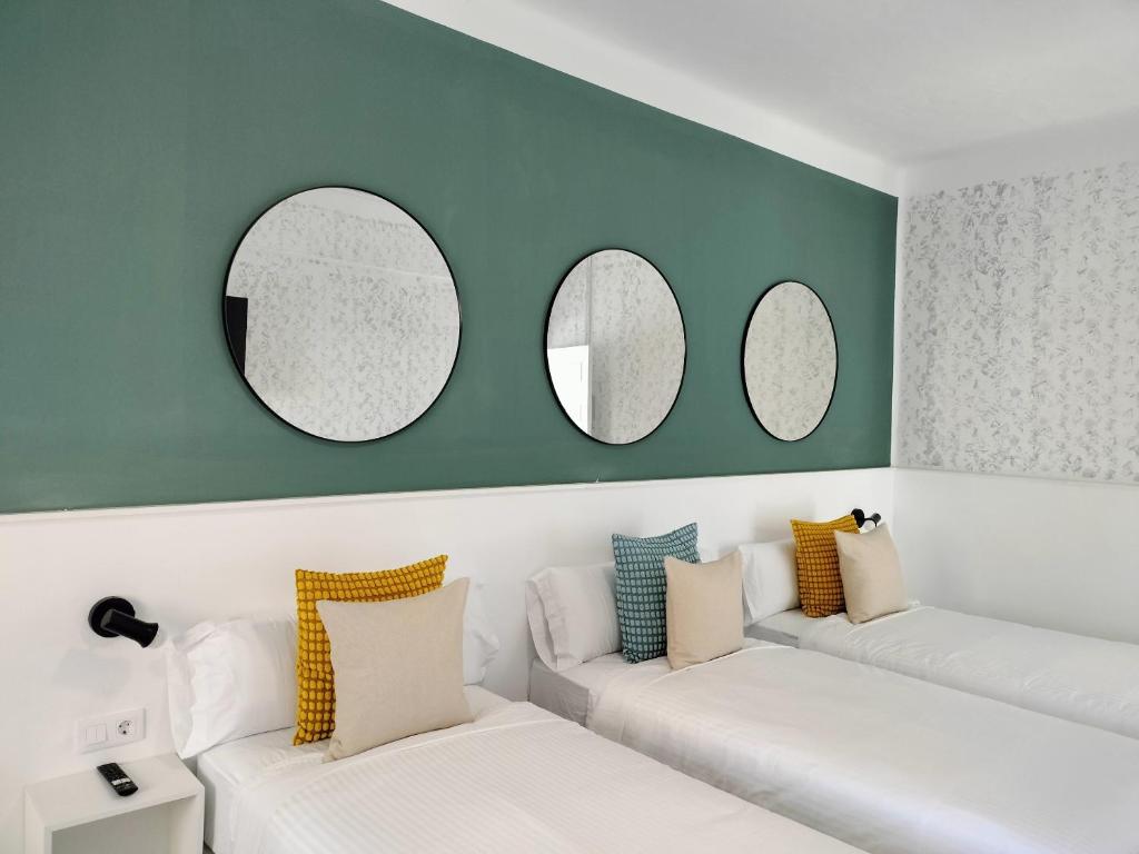 Room27- city center - 3