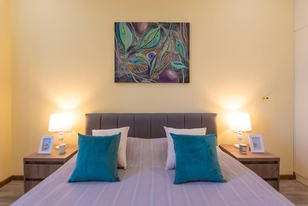 GG Home - 1-bedroom apartment with river view, Tbilisi