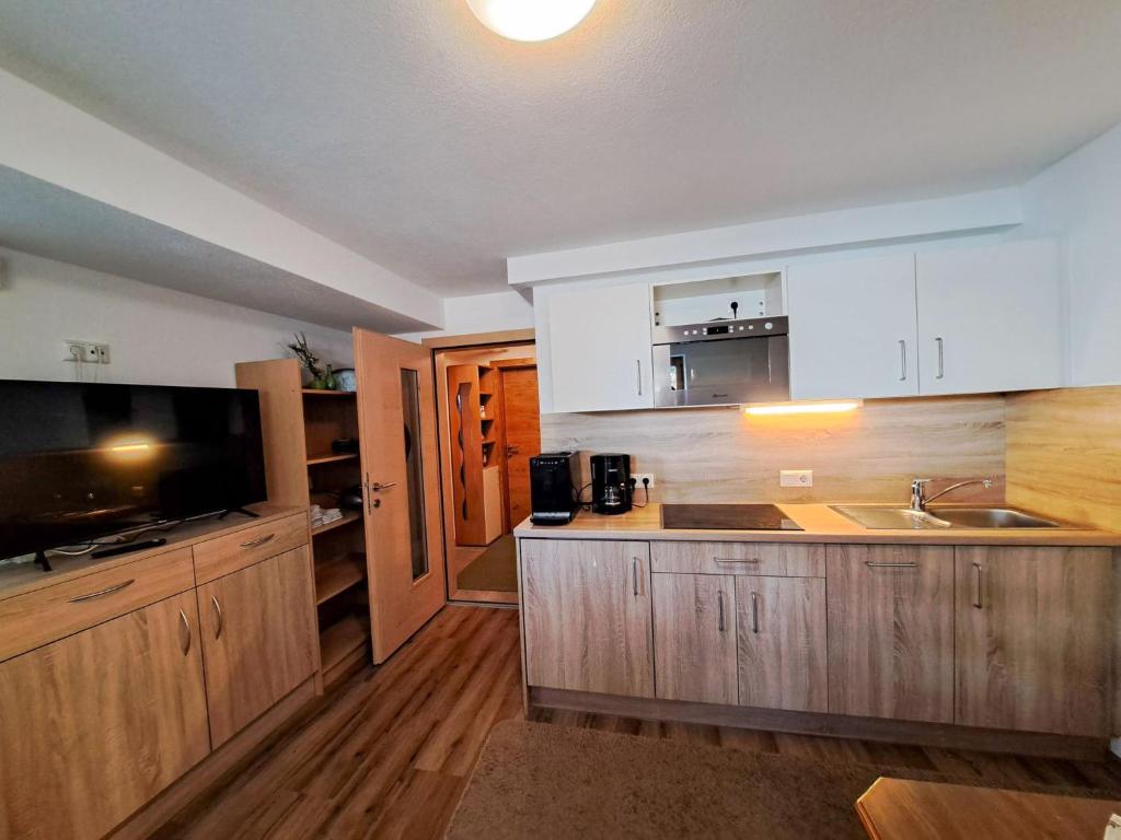 Apartment Alpina by Interhome - 3
