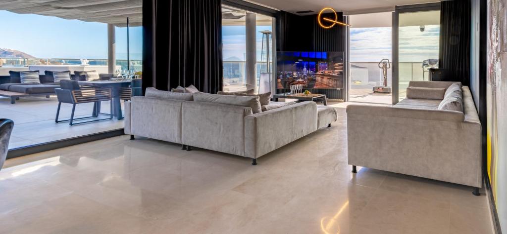 SUNSET CLIFFS VIP APARTMENT - 4