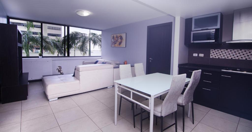 Apartamento 104 Bellini, Puerto Santa Ana, Guayaquil - 4