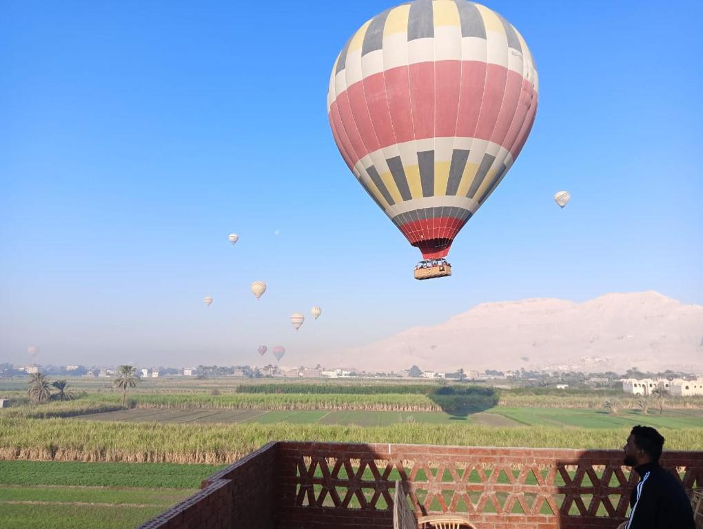 Calm moon nights hostel, Al Aqālitah