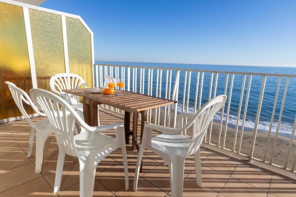 Suitur apartamento frente a la playa de calafell - 1