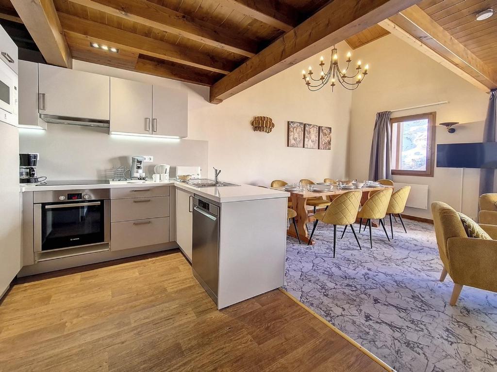 Appartement spacieux, proche pistes, balcon, 10 pers, sauna, hammam, WIFI - FR-1-344-747 - 4