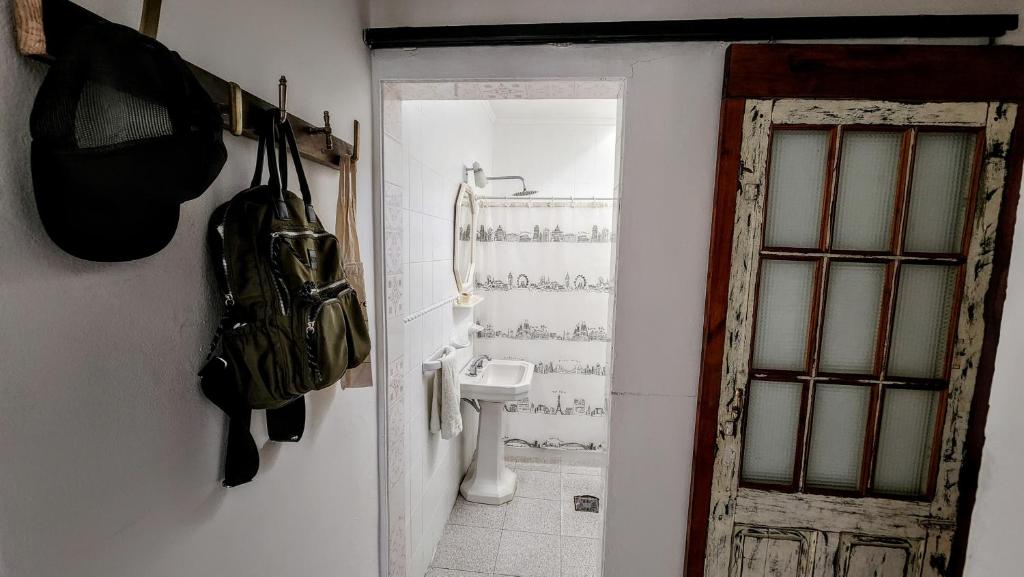 Luminosa casa en Barrio Constituyentes - 5