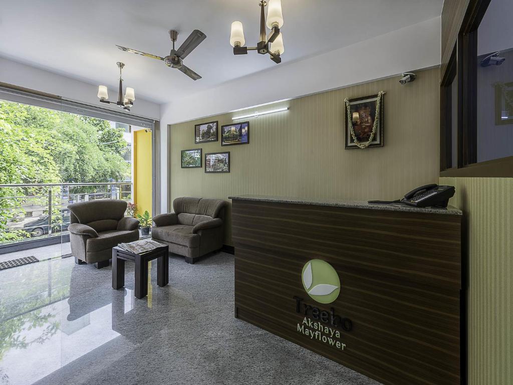 Treebo Trend Akshaya Mayflower photo