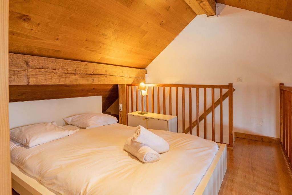 Apartment Genevrier - Spacious Balcony with Mont Blanc Views - 3
