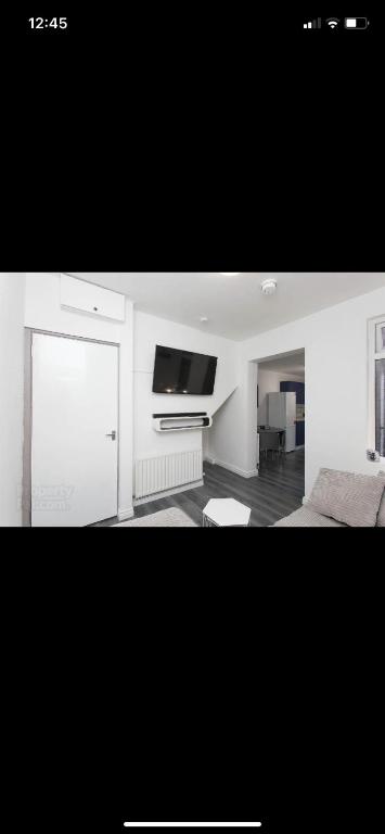 House @ Queens University, Belfast