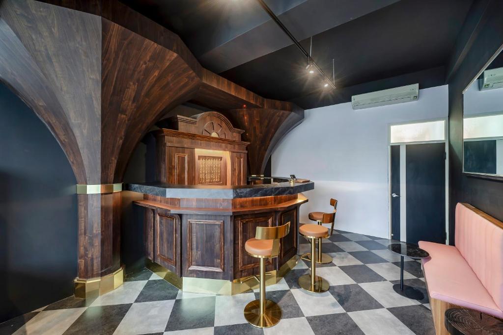 Sunset Mu Style Inn, Siao Liou-čchiou