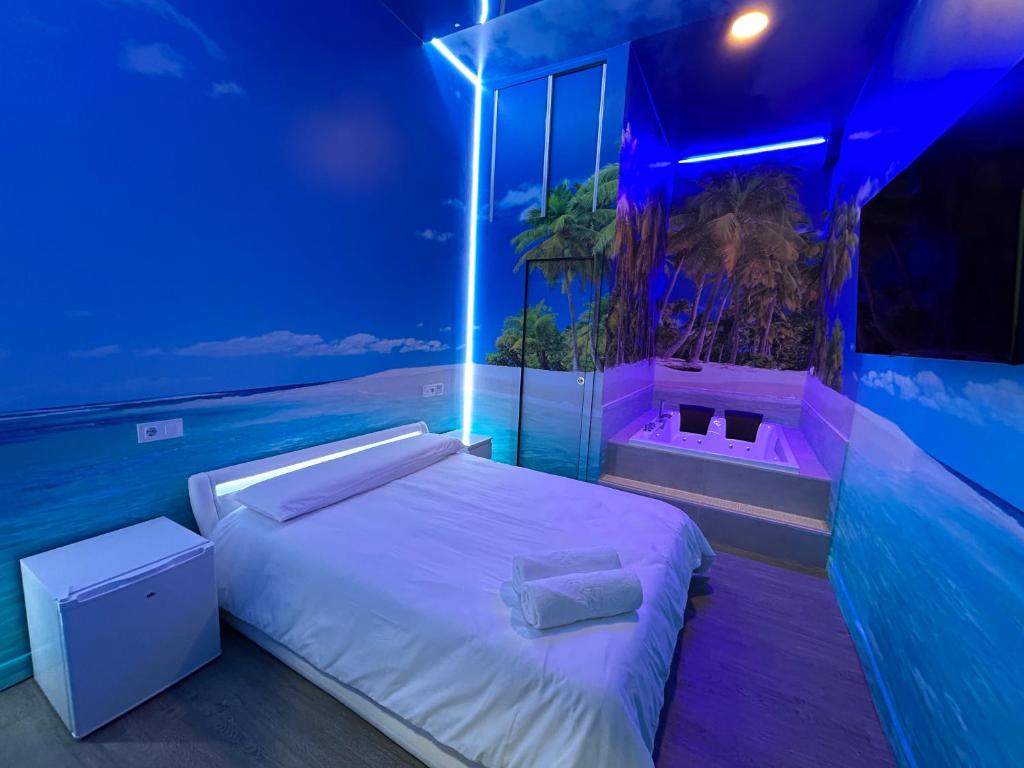 Habitacion con jacuzzi y baño privado - 5