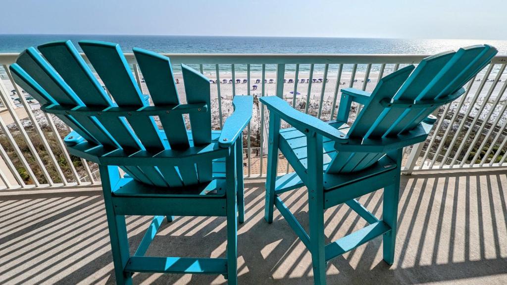 SMP 604 - Designer Remodeled 2 Beach Service Sets!, Fort Walton Beach