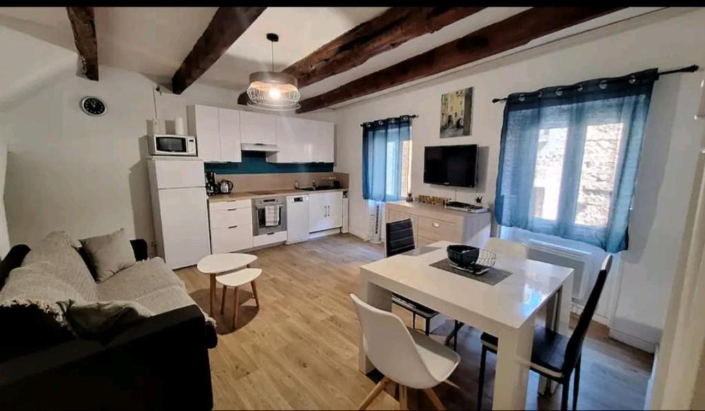 Charmant appartement de village rénové - 2