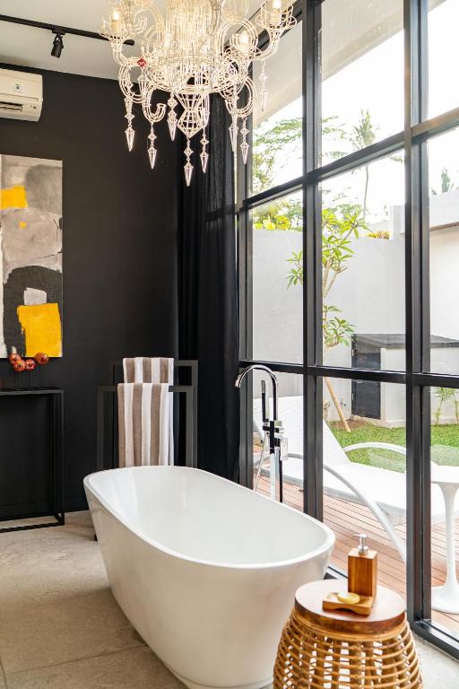 Rouge &#8211; Loft Edry