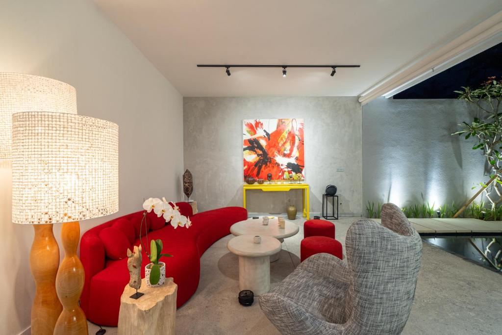 Rouge &#8211; Loft Edry