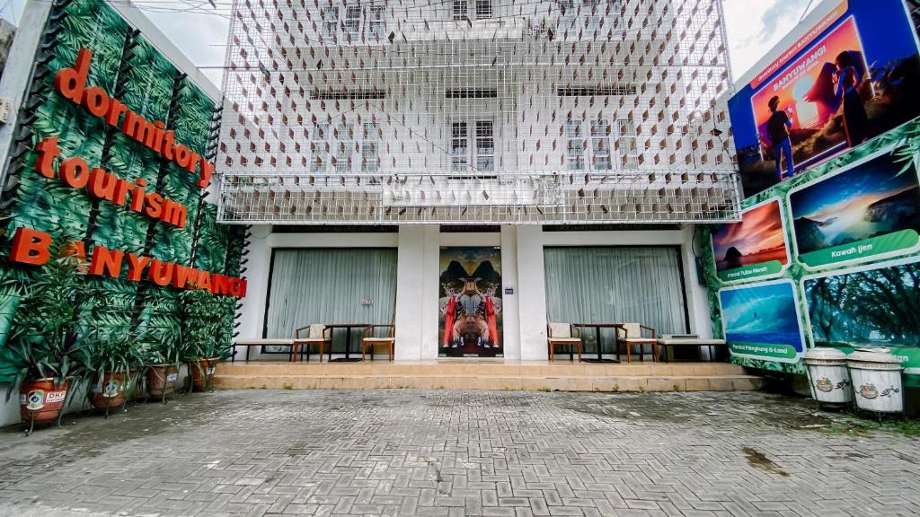Dormitory Tourism Sritanjung Banyuwangi By GAJAHSORA MANAGEMENT