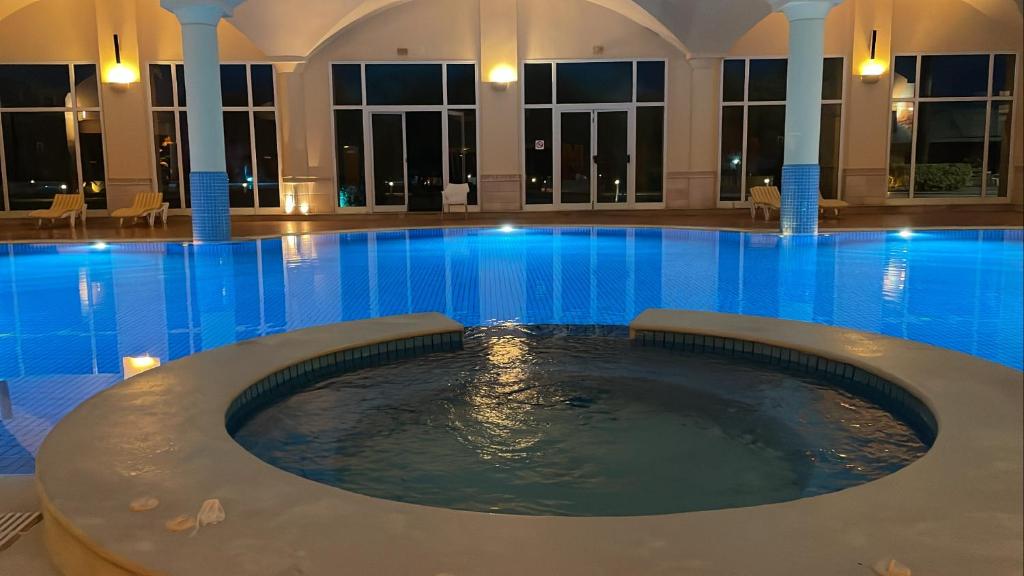 スイミングプール