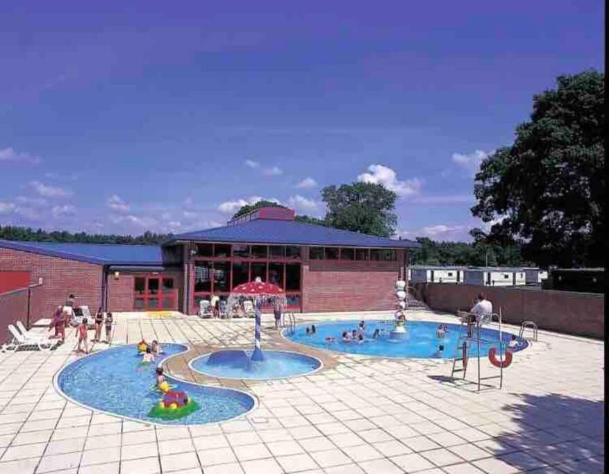Pinto Holiday Home, Oakdene Forest Park photo 3
