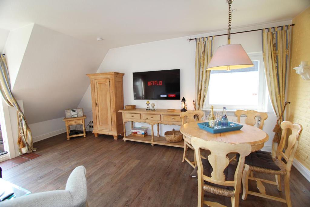 Cora - Im Grund 27, App 85, Wenningstedt