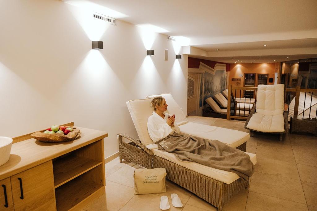 Hotel Glockenstuhl - 4