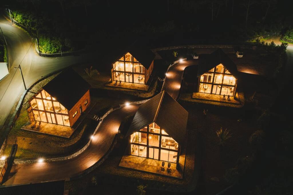 Cabanas do Pico 1B, Canto da Areia