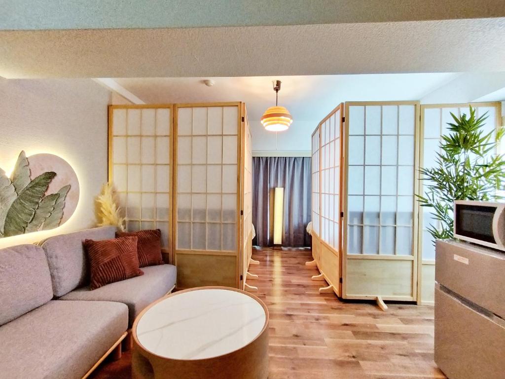 G51新宿最中心 東新宿站5分-Shinjuku center 5 mins to Station, Max 4P 新宿 涉谷 表参道 池袋 上野 代代木 银座 原宿