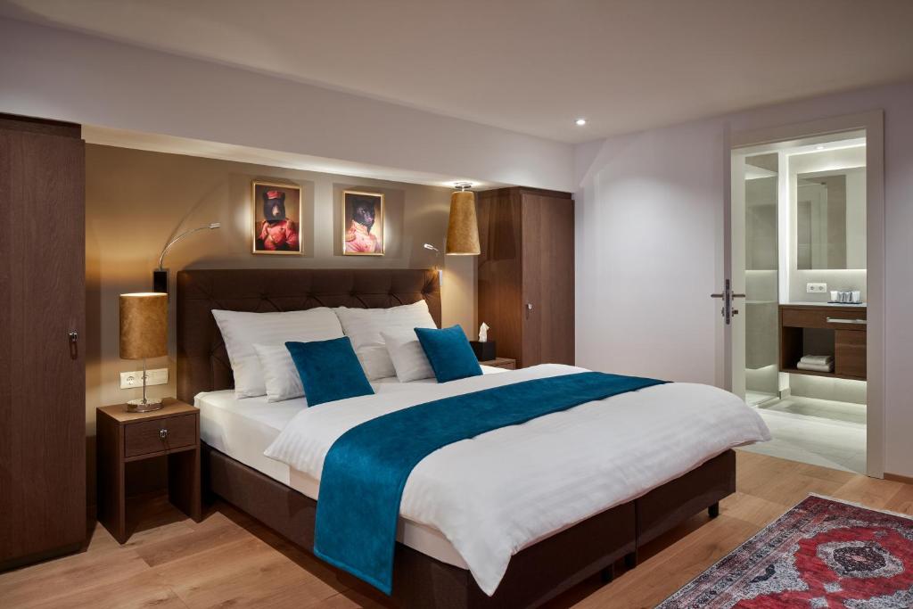 Duplex Quadruple Room