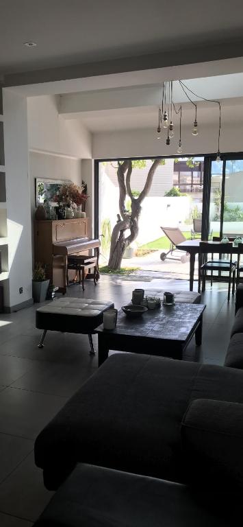 Maison avec jardin et piscine - 5