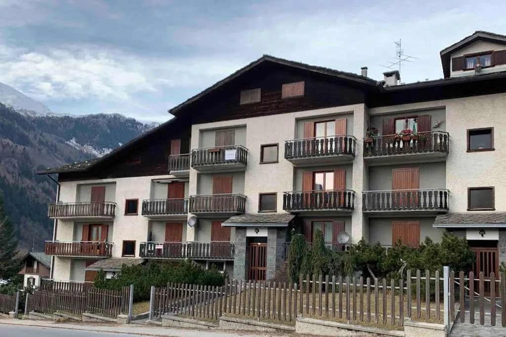 Ca’Dolcino relax in Valchiavenna, מלון בקמפודולצ'ינו