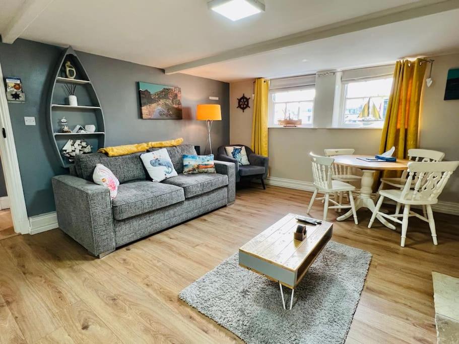 Swordfish Cottage **Next to the Harbour**, Whitby