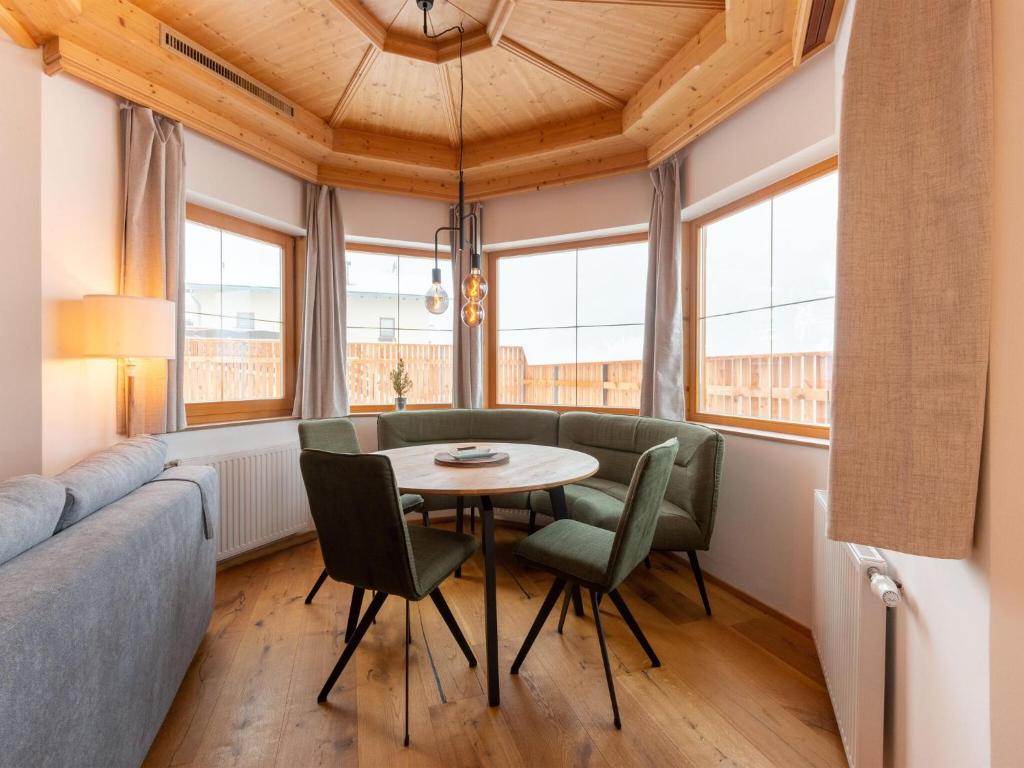 Apartment in Stubai near Ski Lift - 2