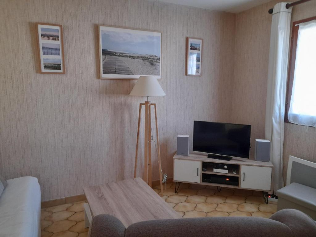 Maison T3 avec cour, à deux pas du port de l'Aiguillon, proche commodités et plage - Arcachon - FR-1-319-126 - 3