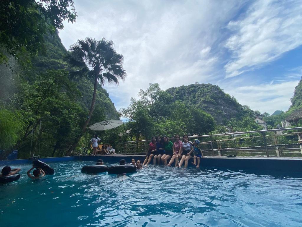 Thung lũng xanh Tràng An