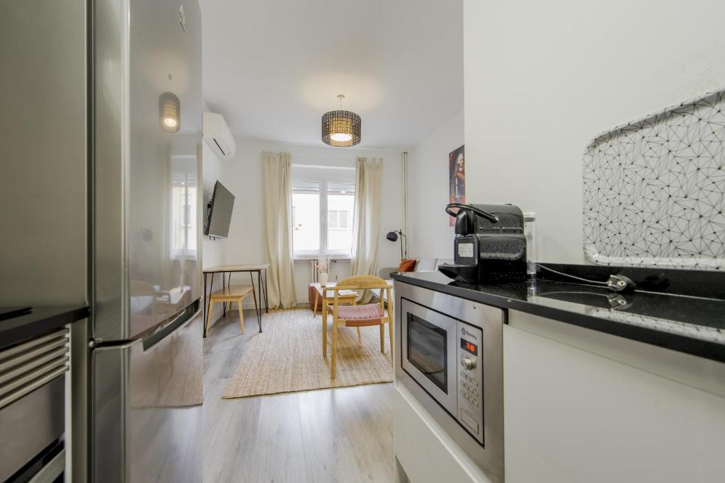 Genial Apartamento en La Latina-Centro de Madrid - 4