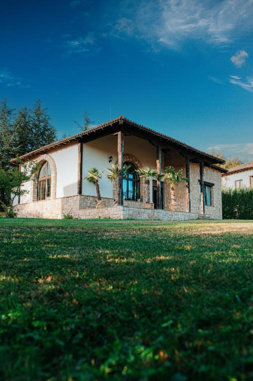 Еко Комплекс Албиция, Gospodinovo