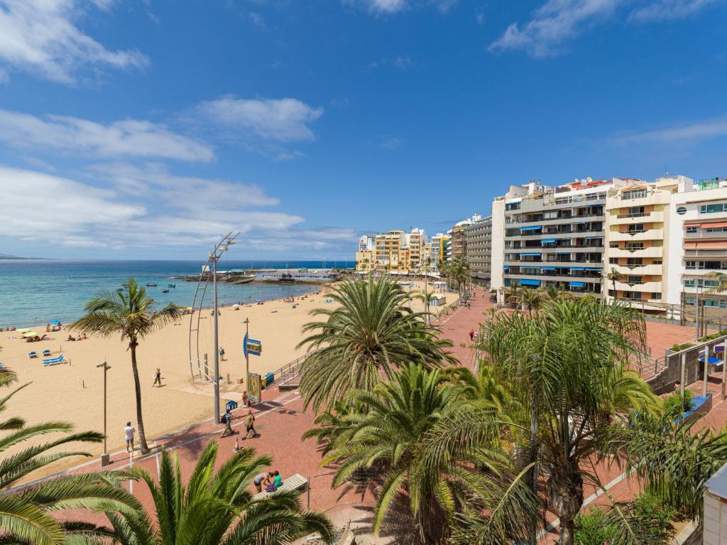Beach Front Las Canteras By CanariasGetaway - 2