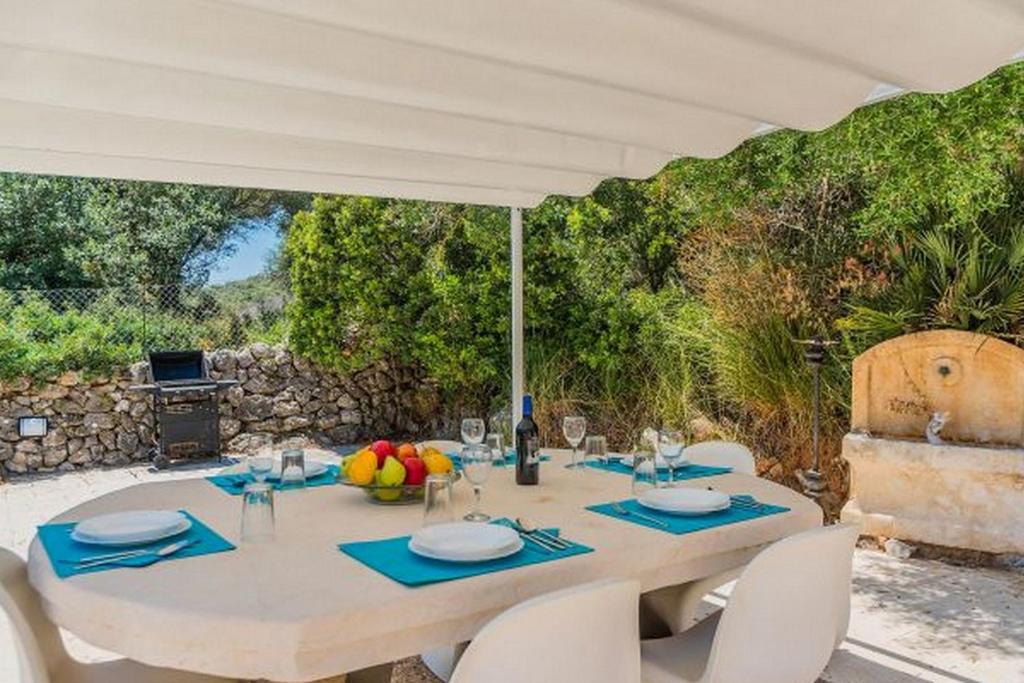 AGUAIT II - VILLA WITH PRIVATE MOUNTAIN PATH-BEACH APPROX 5 MIN WALKING BEACH,property belong Puerto Pollensa Villas and apartments - 3
