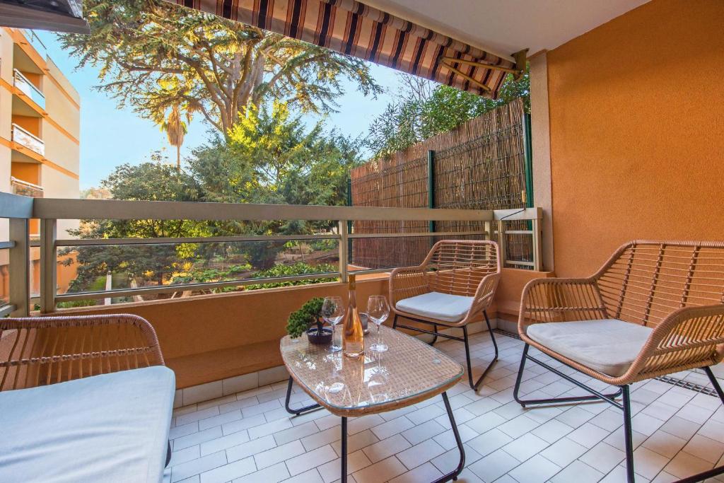 Appartement moderne - Terrasse - Parking - BM - 2
