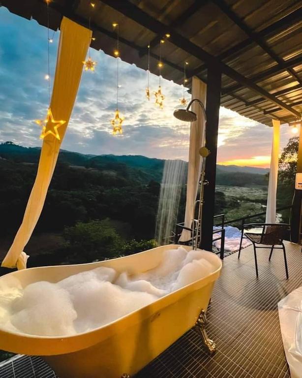 Doi Sang Farm Stay - ดอยซางฟาร์มสเตย์