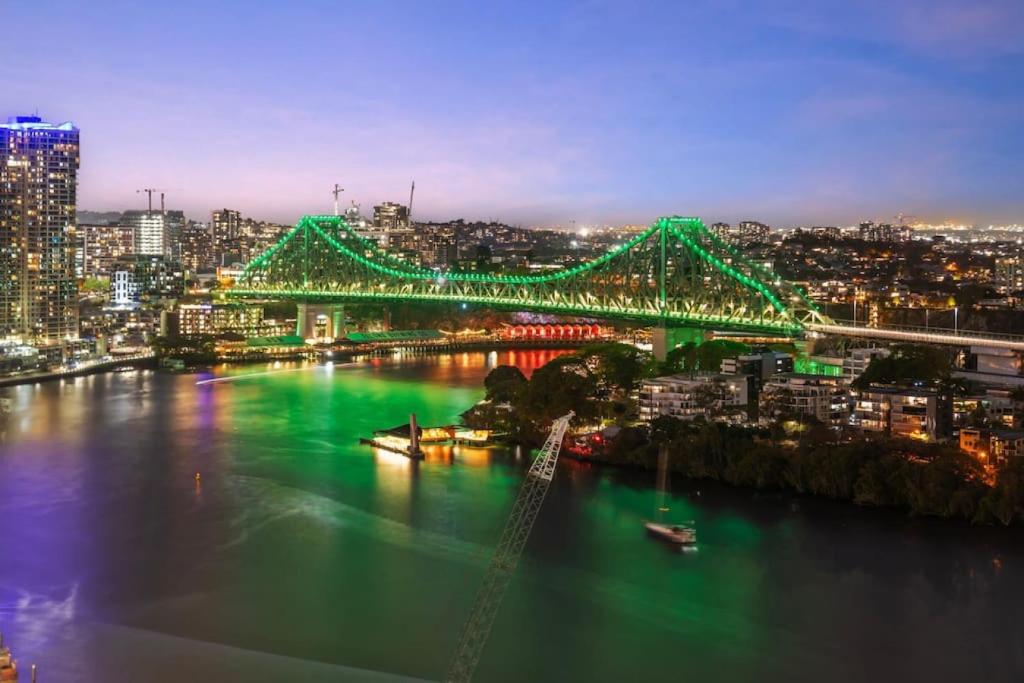 2BR Apt in the Heart of the City w Stunning View, Brisbane