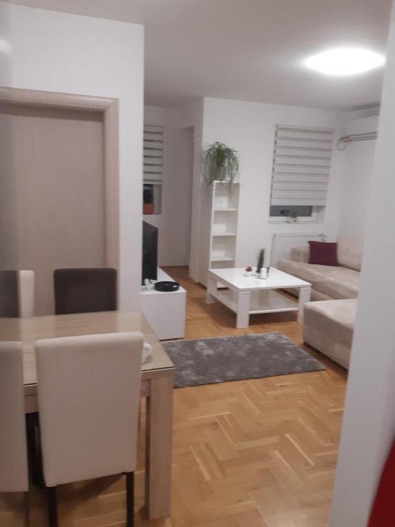 Stil Apartman, Smederevo