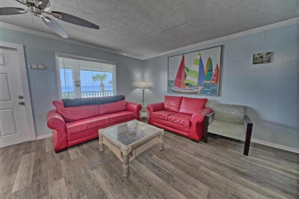 Two-Bedroom Beachfront Villa 29