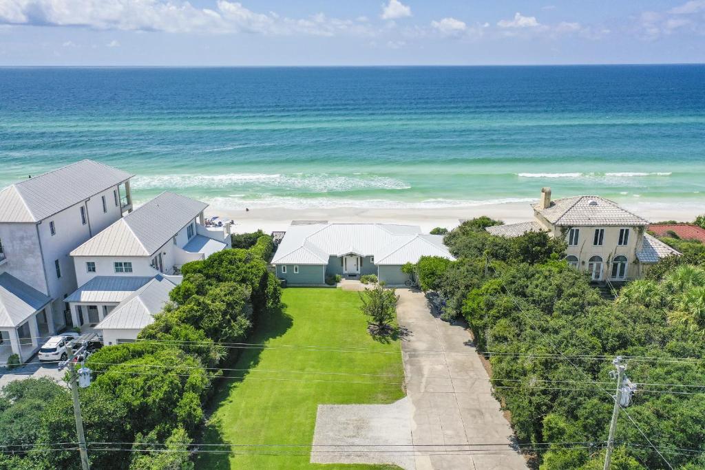 Ashore Thing, Inlet Beach