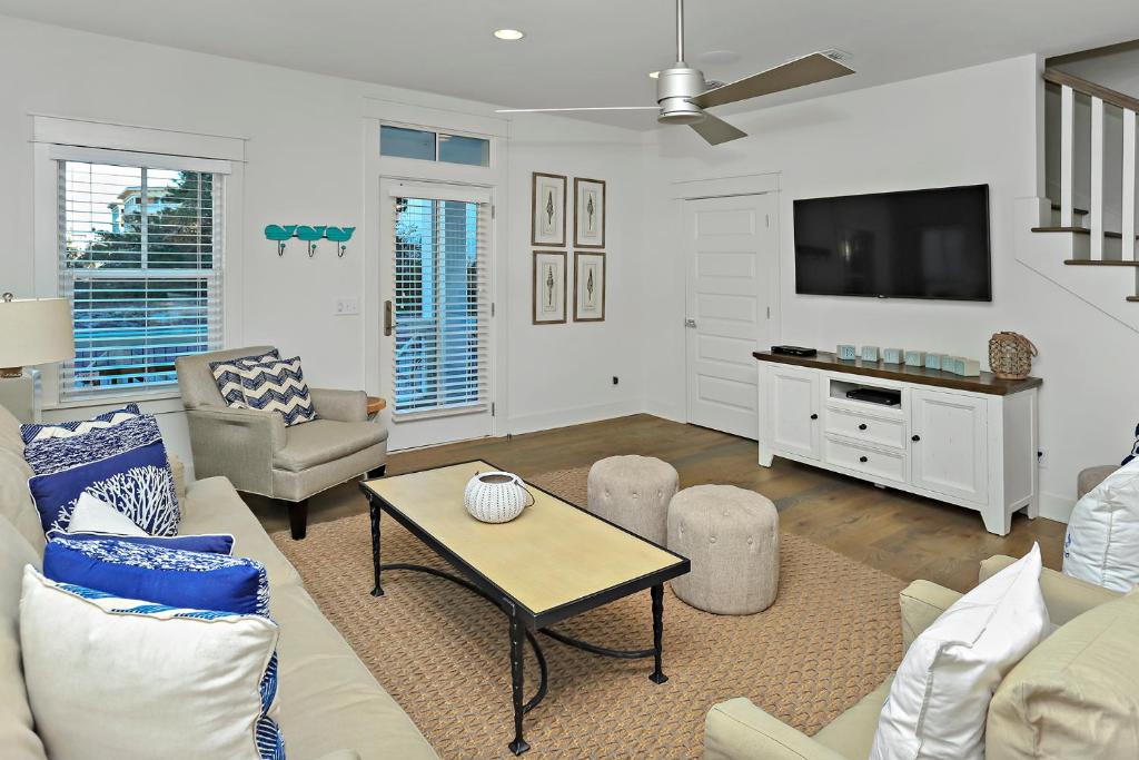 Peek A Boo View, Inlet Beach