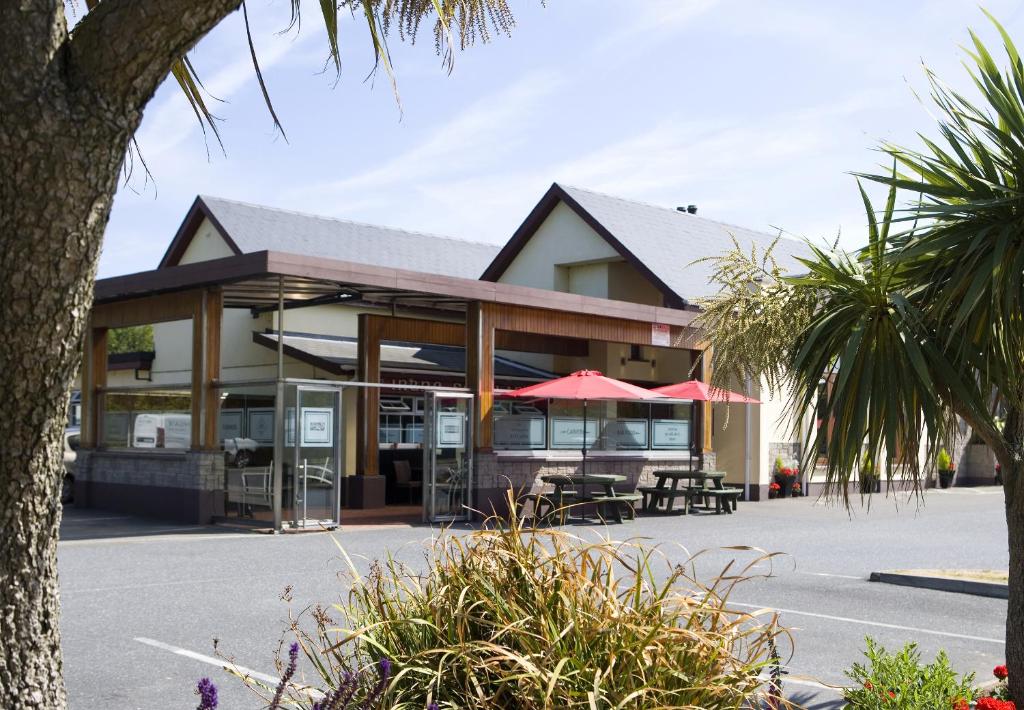 Best Price on The Farmers Kitchen Hotel in Wexford + Reviews!