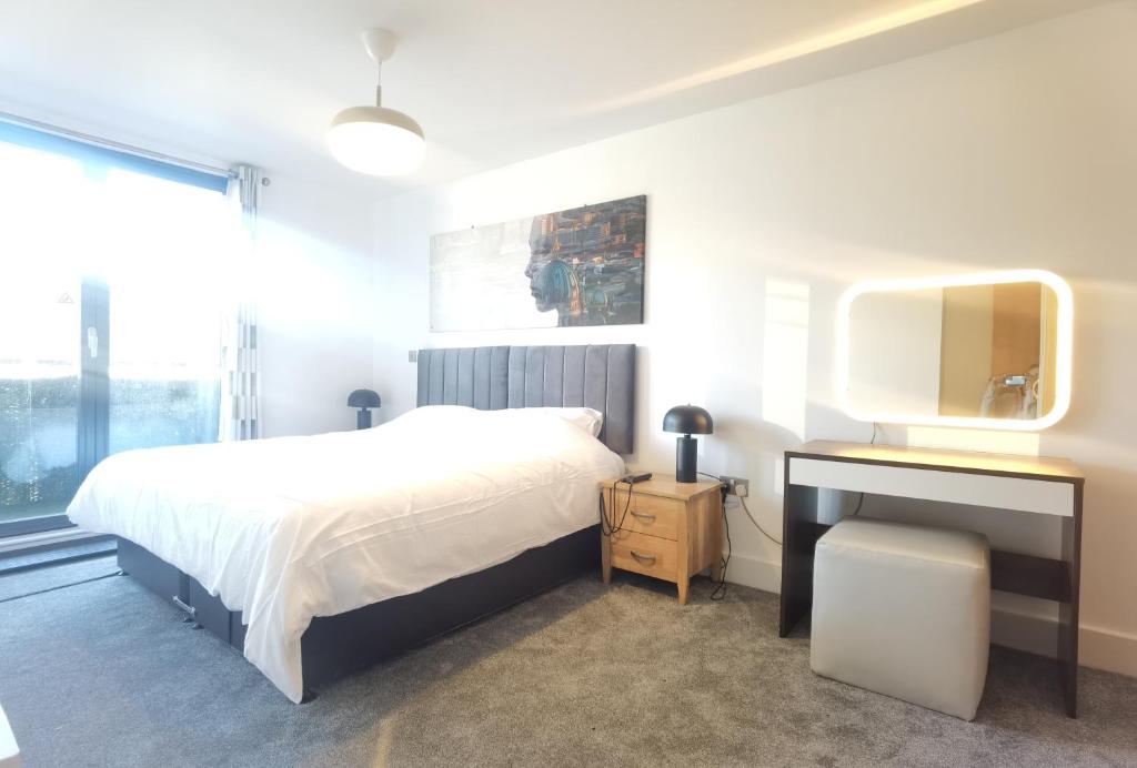 Celaka Birmingham Central apartment, Free Indoor Parking, Birmingham