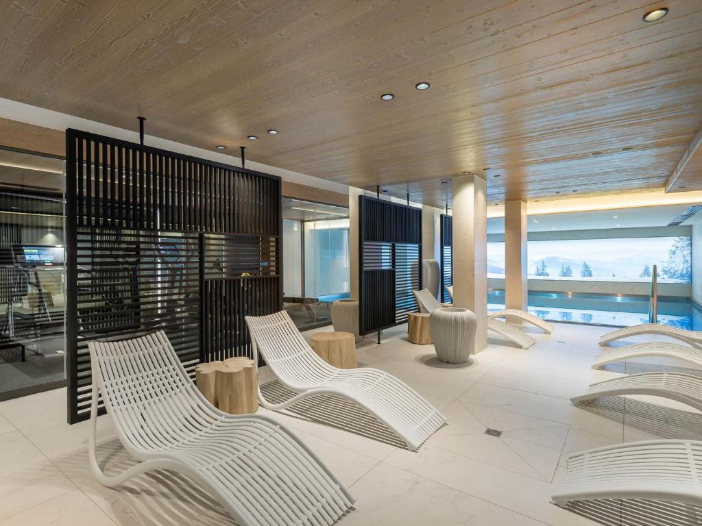 Chalet avec spa partagé, 5 chambres, piscine, parkings à Megève - FR-1-569-187 - 5