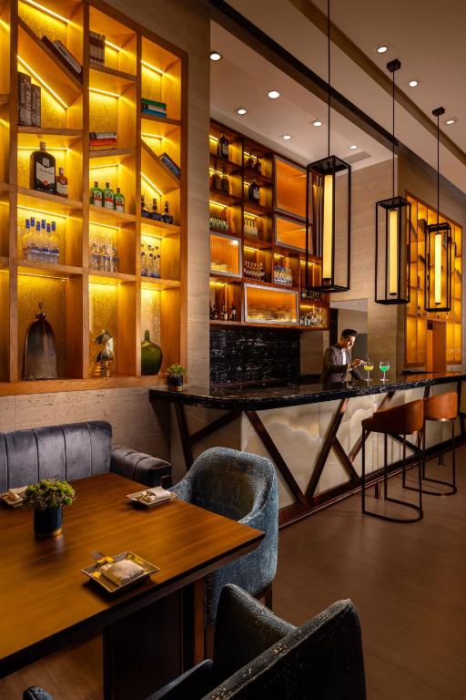 Bar/lounge