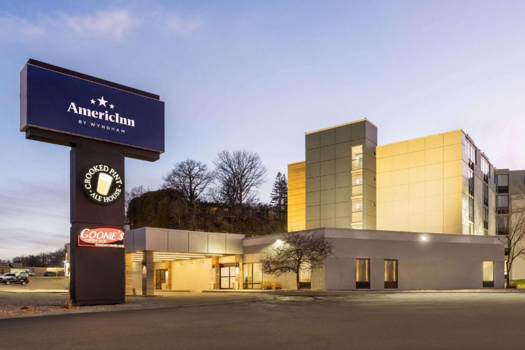 AmericInn by Wyndham Rochester Near Mayo Clinic, Rochester