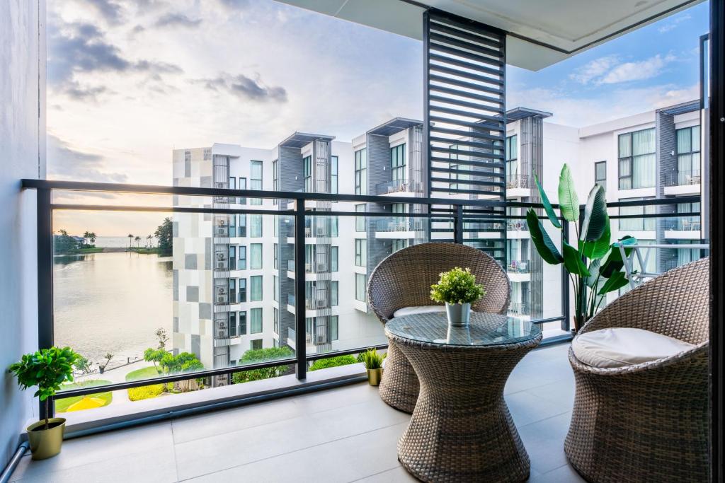 Cassia Residences by NLA, pláž