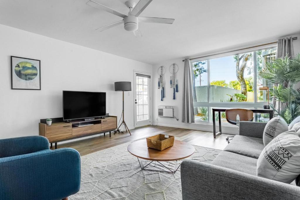 Culver City 2br nr fox mills mall groceries LAX-1161, Los Angeles